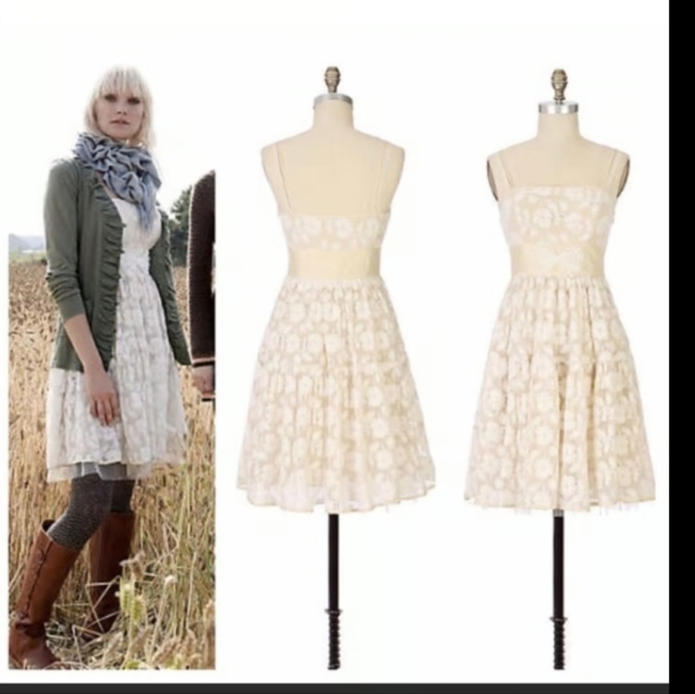 Anthropologie Lil Hour by Hour Tiered Cream Lace Romantic Dress women's Size 6
